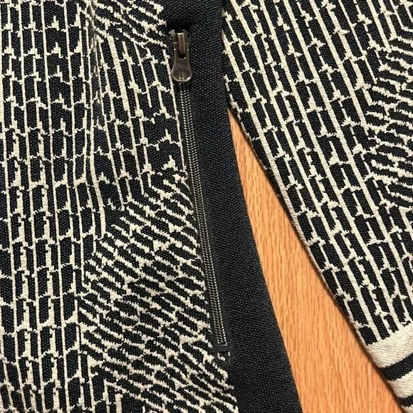 Nic  and Zoe - Picture 3 of 5